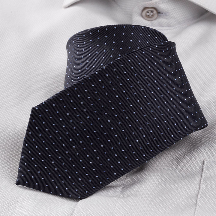 Atlas Design Saverio Dark Blue pánská hedvábná kravata se vzorkem